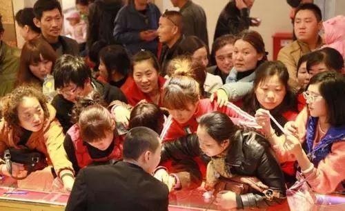 通州大妈爆料新闻最新,最新民生热点事件揭秘  第1张